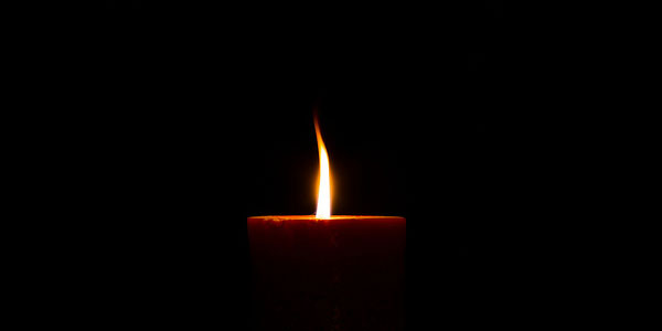 candle وفاة